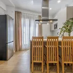Alminar Apartamentos, Parking Incluido Junto Al Centro Apartment *