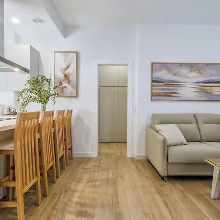 Alminar Apartamentos, Parking Incluido Junto Al Centro * Кордова