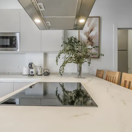 Alminar Apartamentos, Parking Incluido Junto Al Centro * Кордова