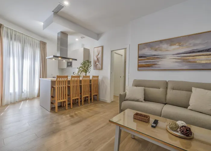 Alminar Apartamentos, Parking Incluido Junto Al Centro * Кордова