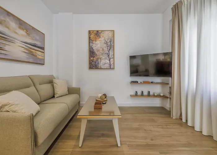 Alminar Apartamentos, Parking Incluido Junto Al Centro Апартаменты *