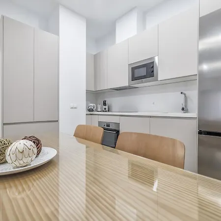 Alminar Apartamentos, Parking Incluido Junto Al Centro *