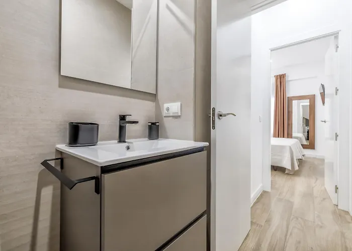 Alminar Apartamentos, Parking Incluido Junto Al Centro *